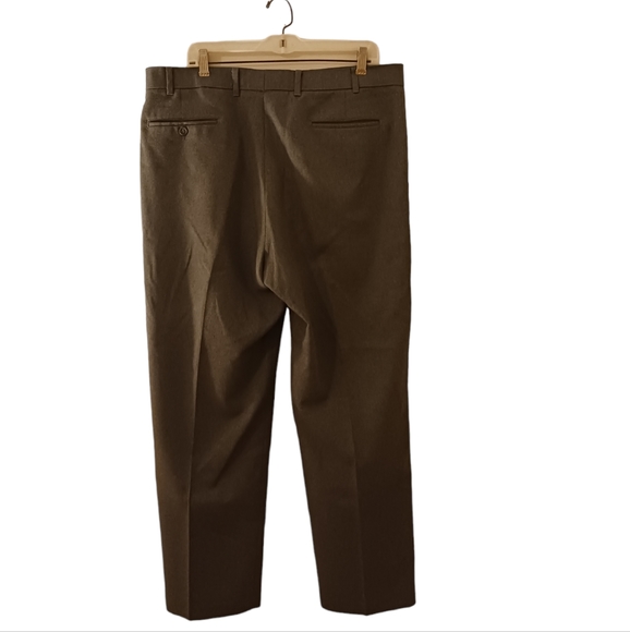 Levi's Men's Light Gray‎ Action Slacks Size 38" x 30" 100% Polyester Dress Pants - Picture 5 of 5